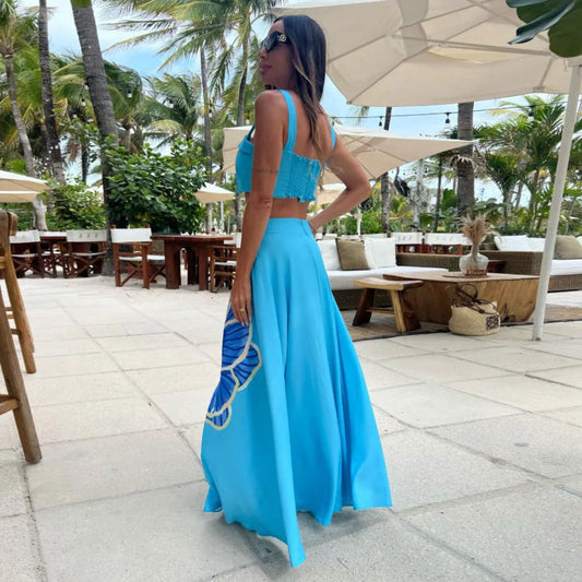 Dvoudílná souprava Zarusova s modrým květinovým potiskem - Sukně s rozparkem v břiše